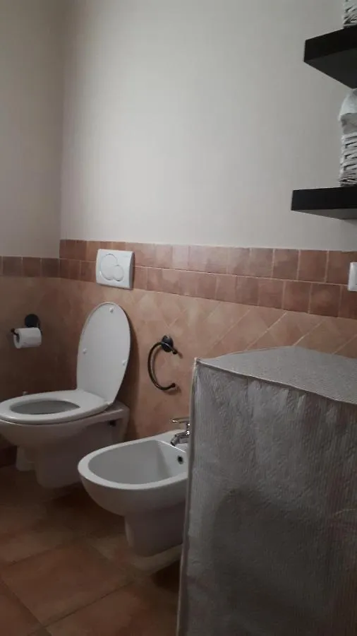 Casa Vacanze Claudio Arzachena 0*,